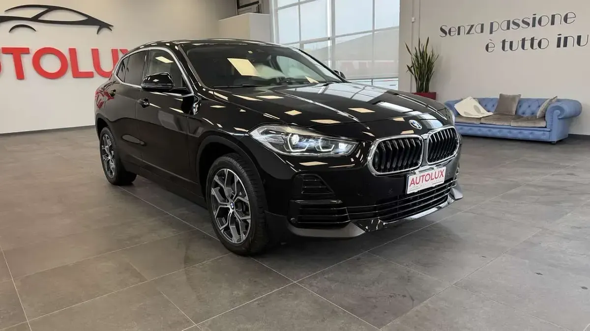 Usata BMW X2 116 CV (85 kW) 2022 Nero SUV
