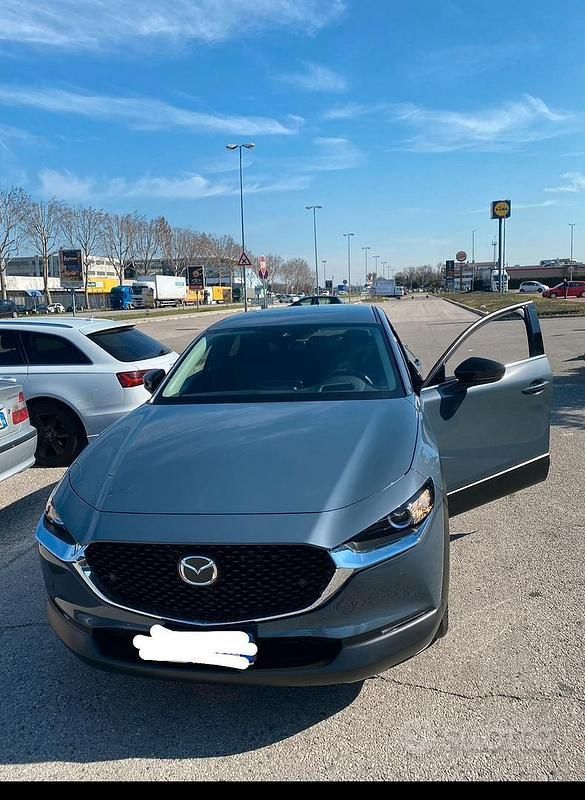 Grigio Usata 2023 Mazda CX-30 Homura-Line SUV | 22.000 € (Cara) - Immagine 1/2