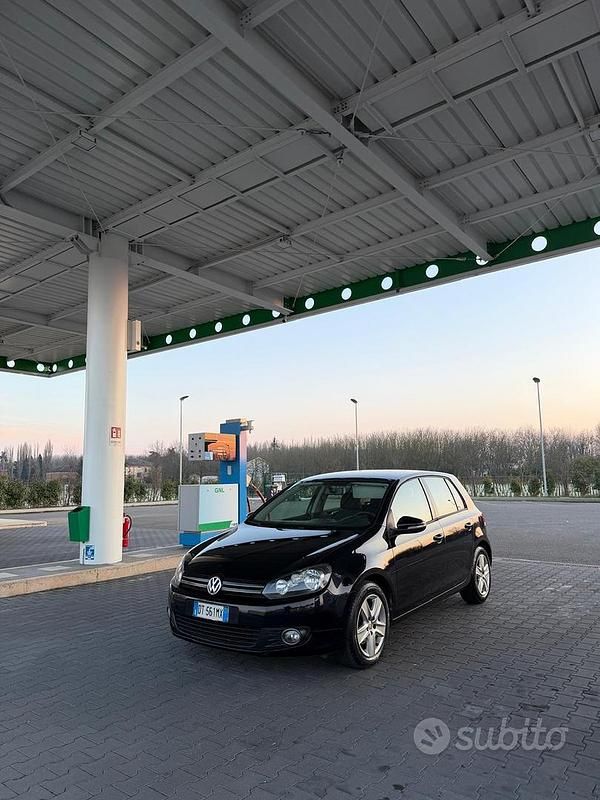 Usata VW Golf VI 110 CV (80 kW) 2009 Nero Utilitaria