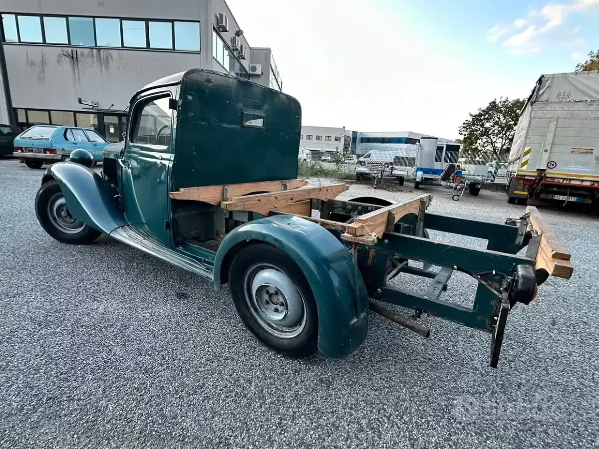 Occasion Mercedes 170 100 ch (73 kW) 1950 Bleue Pick-up