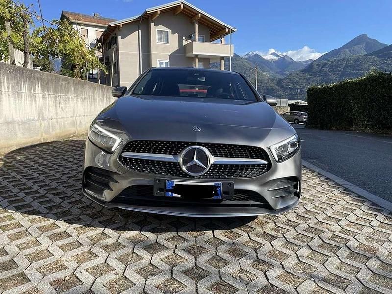 Usata Mercedes A200 Premium 163 CV (119 kW) 2019 Berlina
