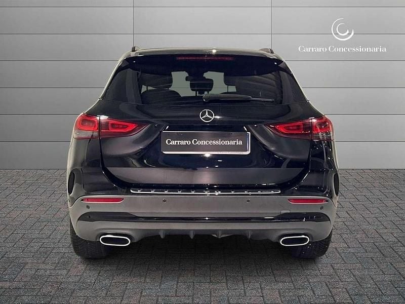 Usata Mercedes GLA180 Premium 116 CV (85 kW) 2022 Nero SUV