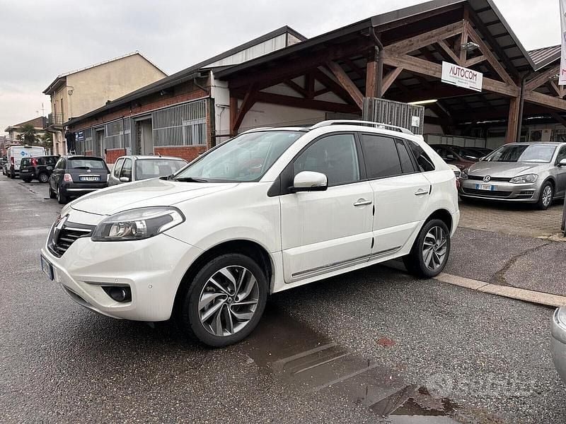 Usata Renault Koleos 175 CV (128 kW) 2013 Bianco SUV