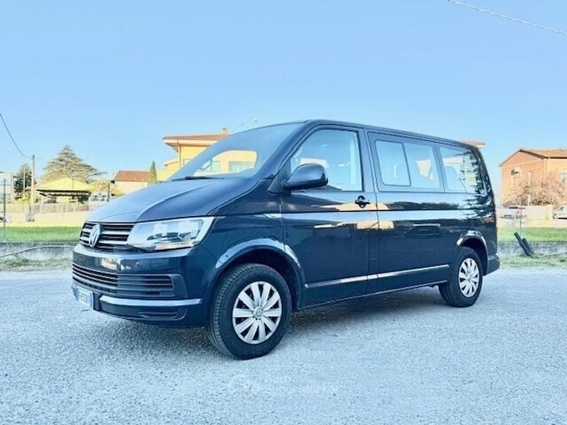Blu Usata 2017 VW Caravelle Comfortline Monovolume | 29.900 € (Molto cara) - Immagine 1/4