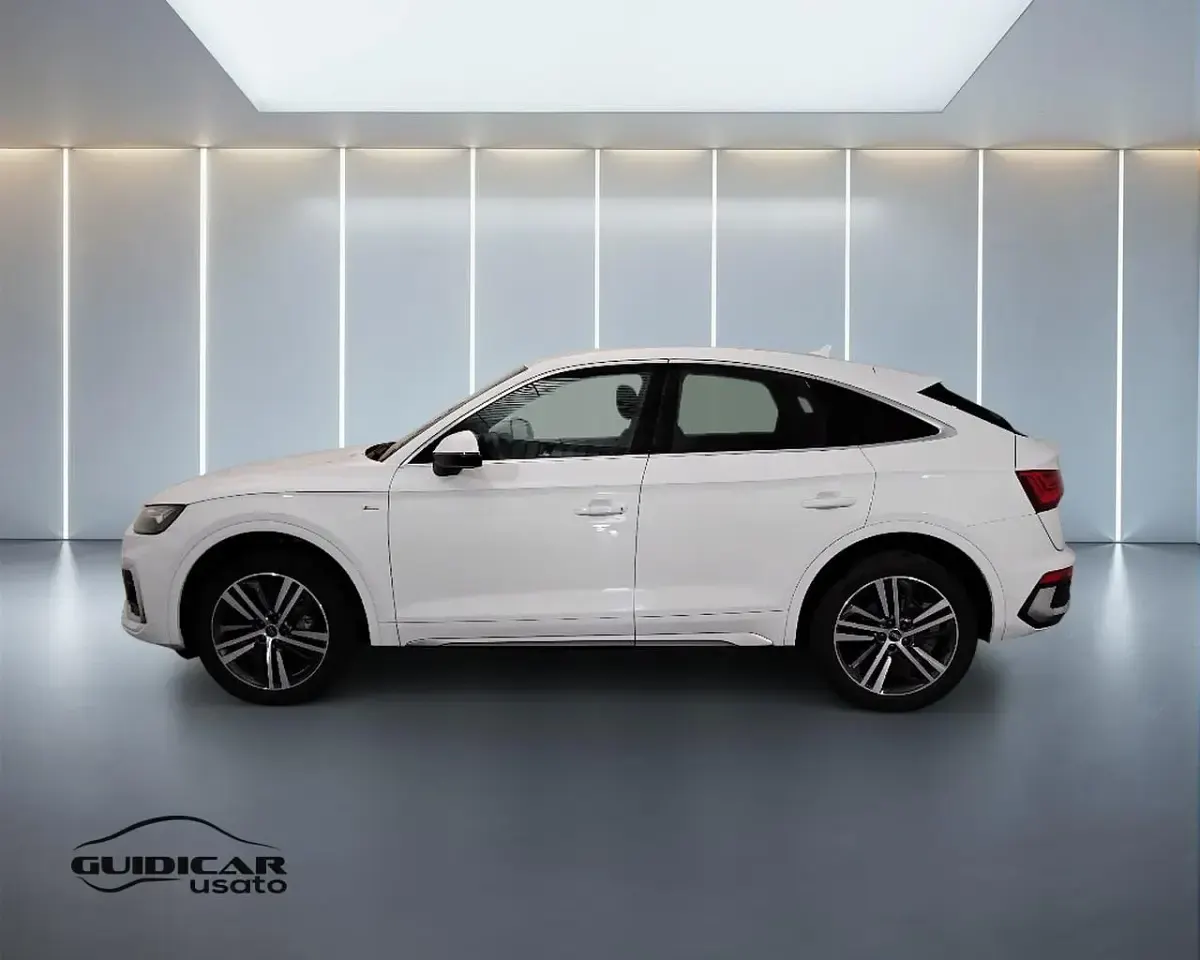 Usata Audi Q5 Sportback S-line plus 203 CV (149 kW) 2023 Bianco SUV