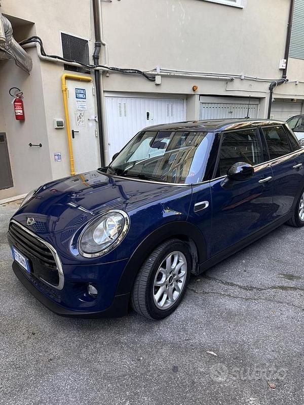 Usata Mini Cooper D 2016 Blu Utilitaria