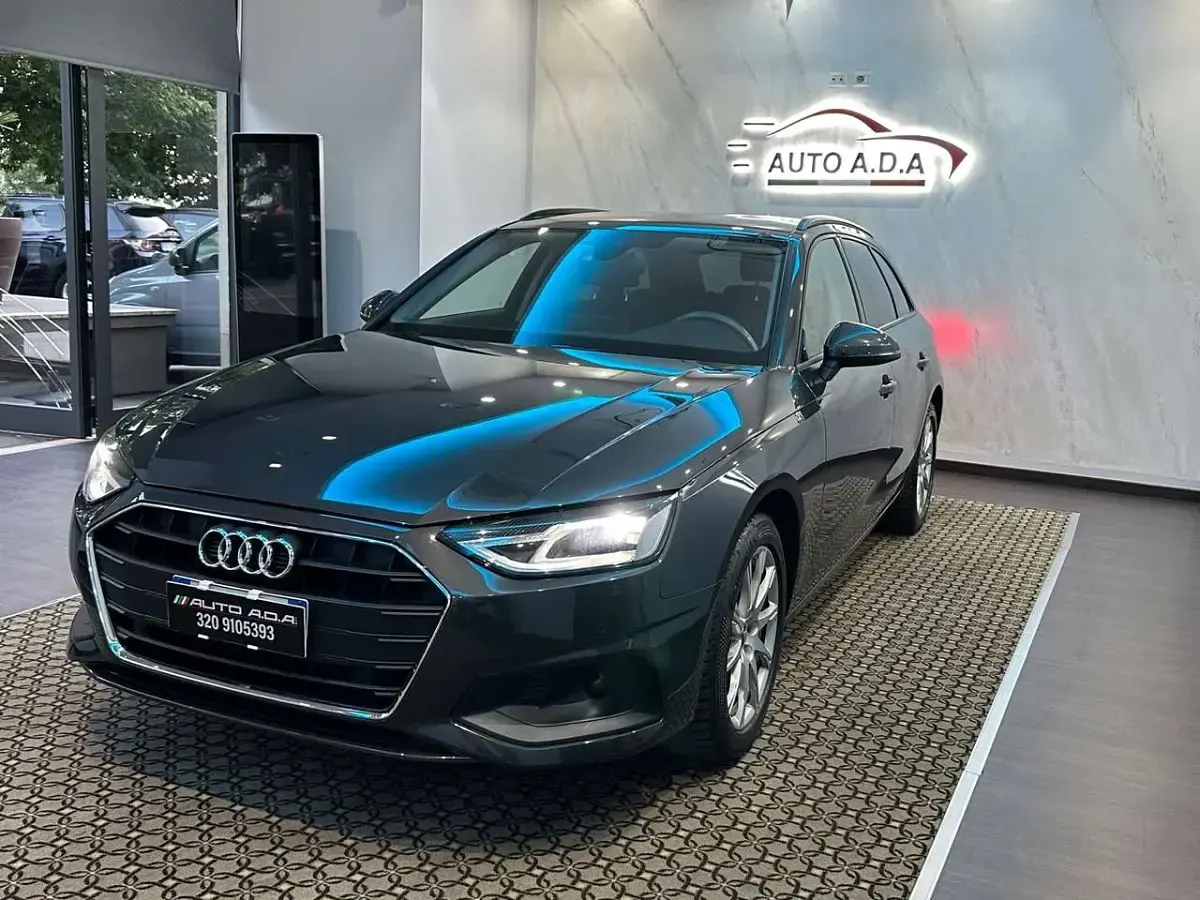 Usata Audi A4 Advanced 163 CV (119 kW) 2023 Grigio Station wagon