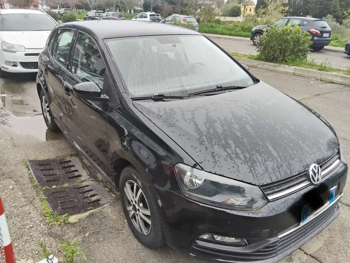 Usata VW Polo Trendline 60 CV (44 kW) 2015 Nero Berlina