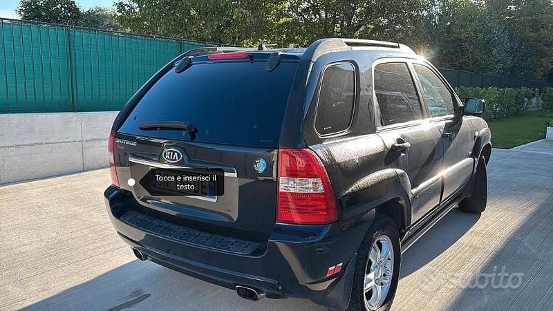 Usata Kia Sportage Active 141 CV (103 kW) 2008 Nero SUV