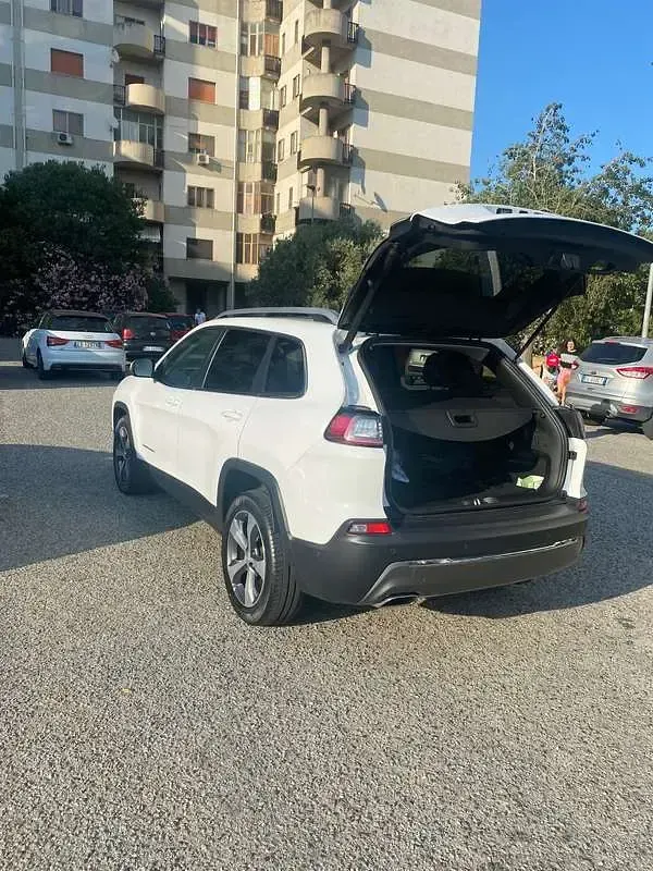 Usata Jeep Cherokee Limited 194 CV (142 kW) 2019 Bianco SUV