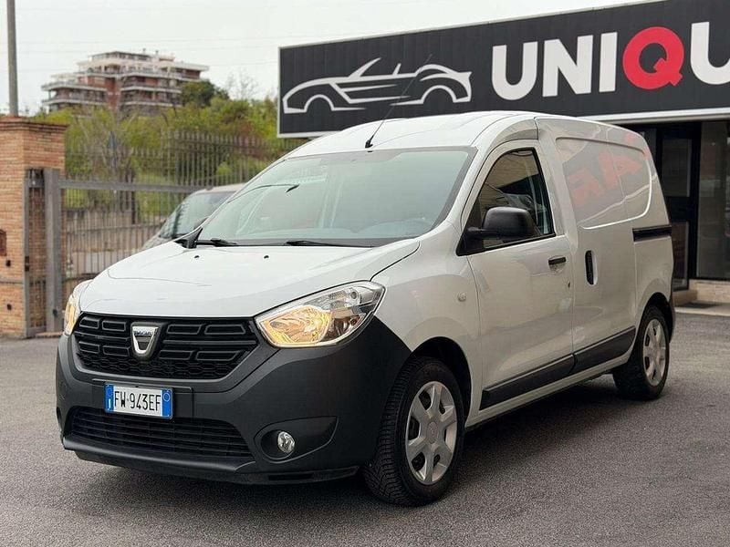 Usata Dacia Dokker 102 CV (75 kW) 2019 Bianco Monovolume