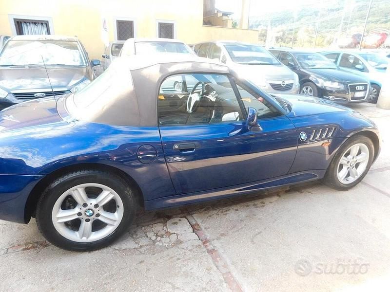 Usata BMW Z3 116 CV (85 kW) 1997 Blu Cabrio