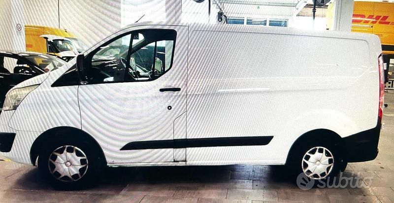 Usata Ford Transit Custom Trend 130 CV (95 kW) 2015 Bianco Berlina