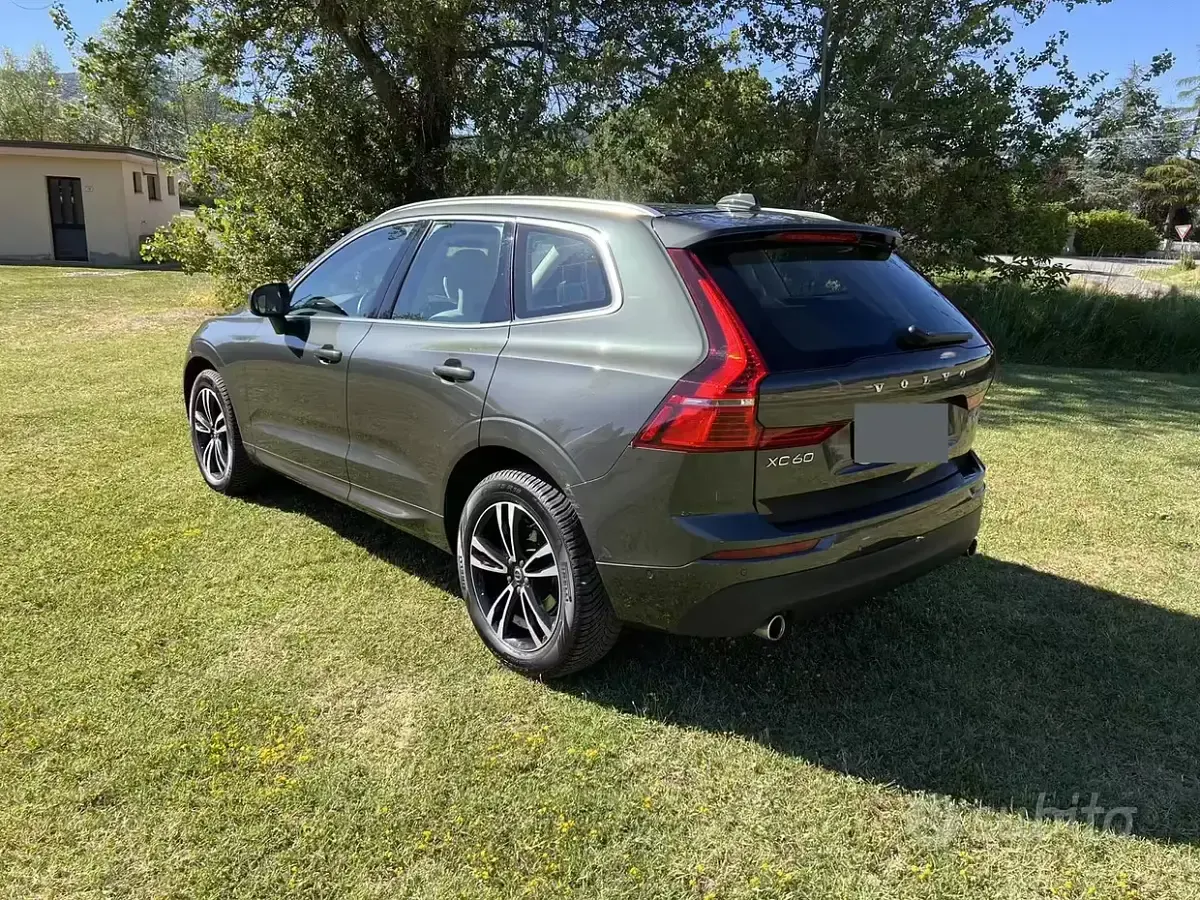 Usata Volvo XC60 190 CV (139 kW) 2018 Grigio SUV