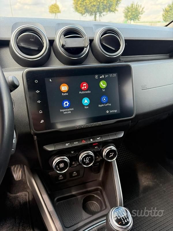 Usata Dacia Duster Prestige 101 CV (74 kW) 2022 Rosso SUV