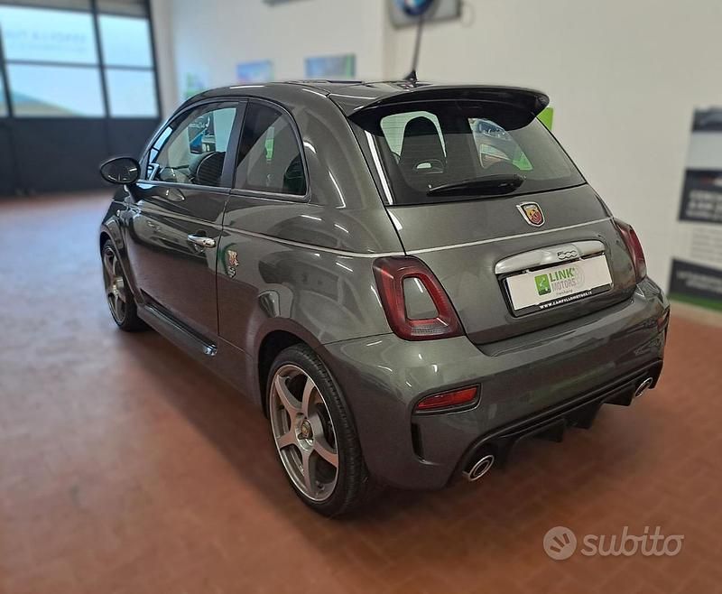 Usata Abarth 595 145 CV (106 kW) 2018 Grigio scuro Utilitaria