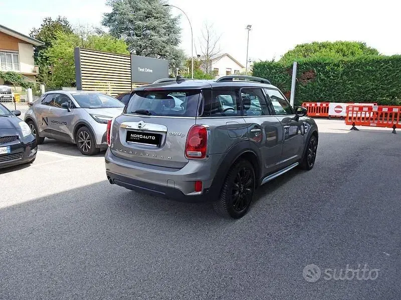 Usata Mini Cooper D Countryman 150 CV (110 kW) 2017 Grigio SUV