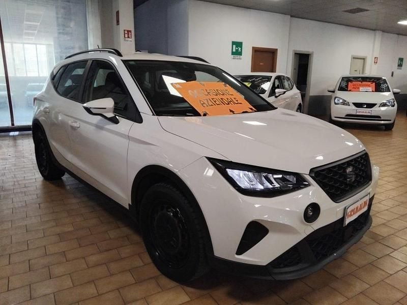 Usata Seat Arona Reference 90 CV (66 kW) 2021 Bianco candy / pastello SUV