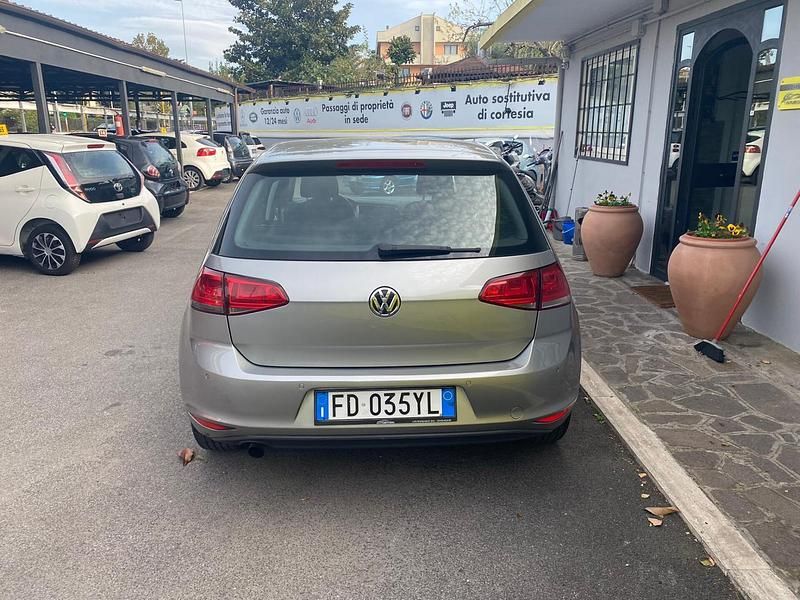 Usata VW Golf VII Comfortline 110 CV (80 kW) 2016 Grigio Berlina