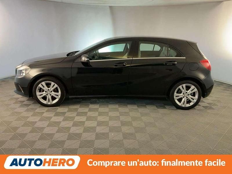 Usata Mercedes A180 110 CV (80 kW) 2016 Nero Berlina