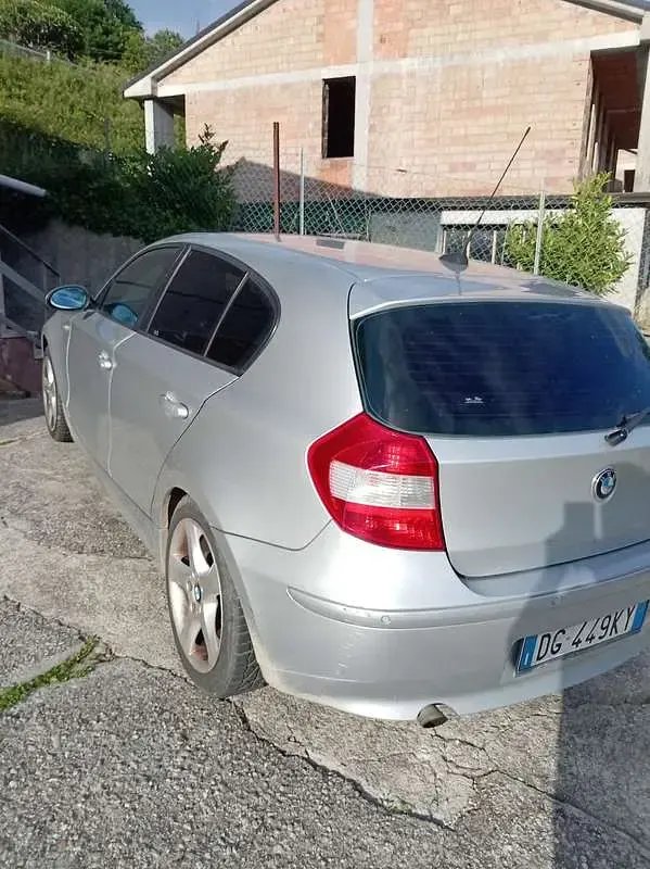 Usata BMW 116 116 CV (85 kW) 2007 Utilitaria