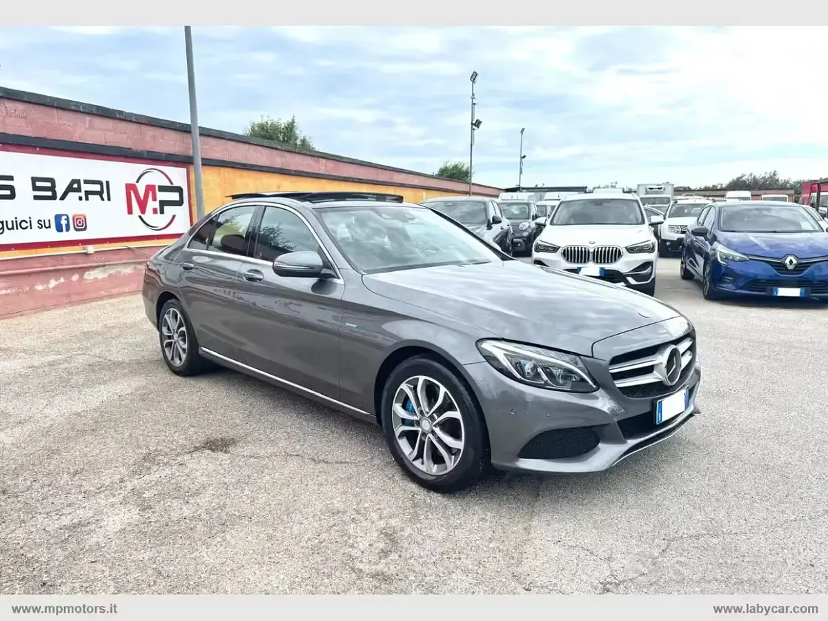 Usata Mercedes C350e Premium 211 CV (155 kW) 2017 Grigio Berlina