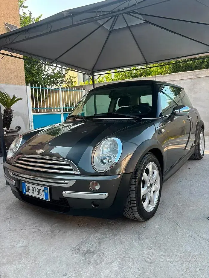 Usata Mini ONE 88 CV (64 kW) 2006 Marrone Utilitaria
