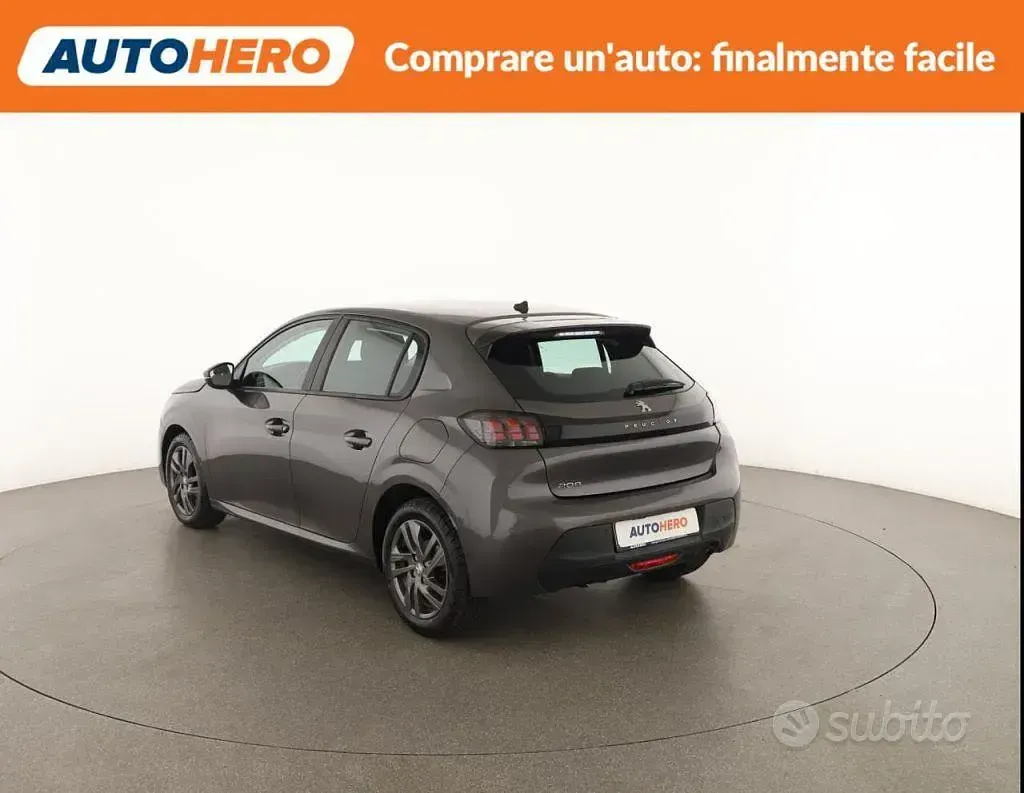 Usata Peugeot 208 Active 101 CV (74 kW) 2021 Grigio Utilitaria