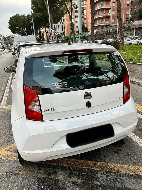 Usata Seat Mii Style 60 CV (44 kW) 2016 Bianco Utilitaria