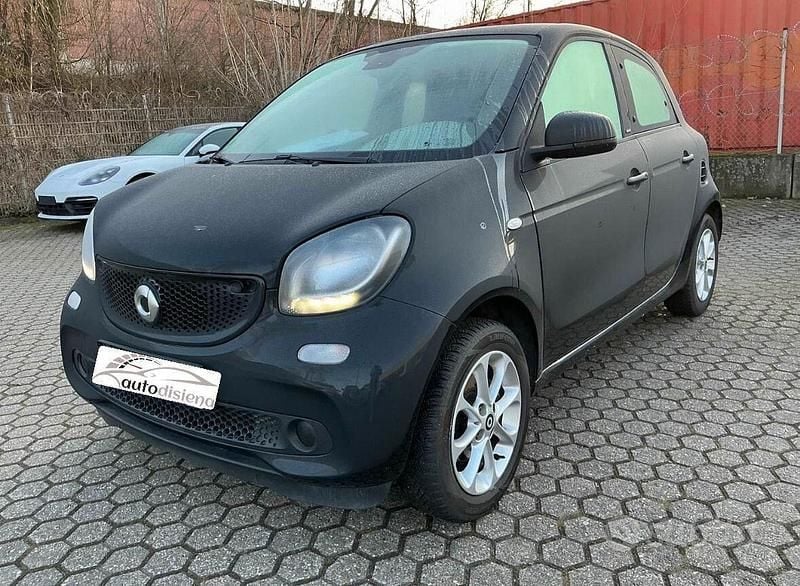 Usata Smart ForFour Passion 70 CV (51 kW) 2017 Nero Utilitaria