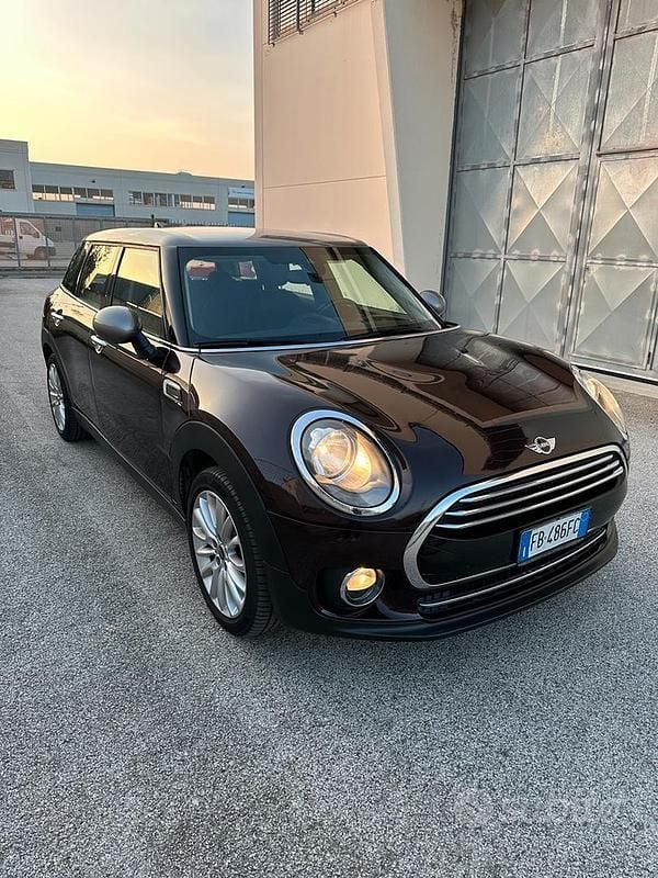 Usata Mini Cooper Clubman 150 CV (110 kW) 2016 Marrone Station wagon