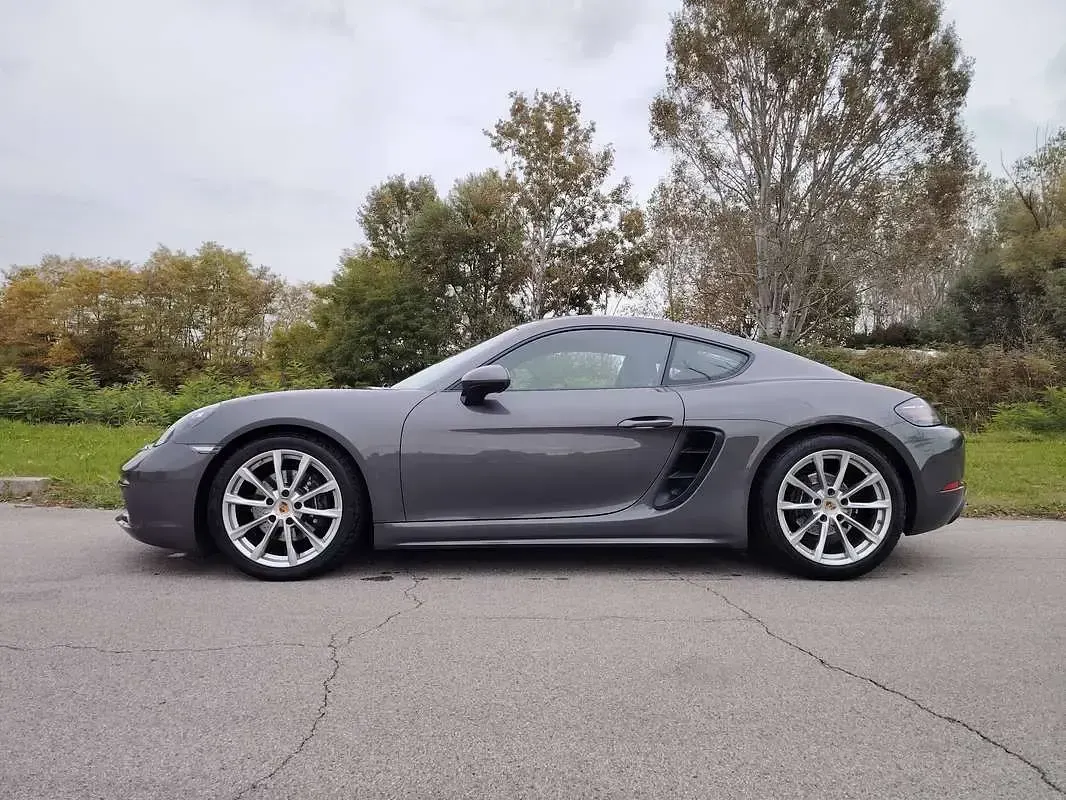 Usata Porsche 718 299 CV (219 kW) 2017 Grigio Coupé