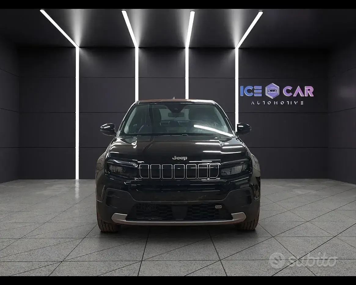 Usata Jeep Avenger Altitude 101 CV (74 kW) 2023 Nero SUV
