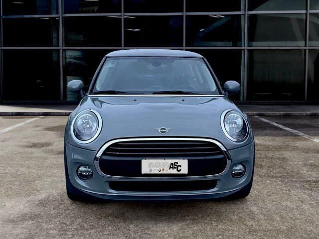 Usata Mini ONE 102 CV (75 kW) 2019 Grigio Utilitaria
