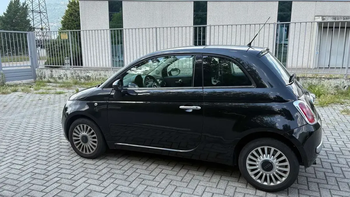 Usata Fiat 500 Lounge 75 CV (55 kW) 2009 Nero Cabrio