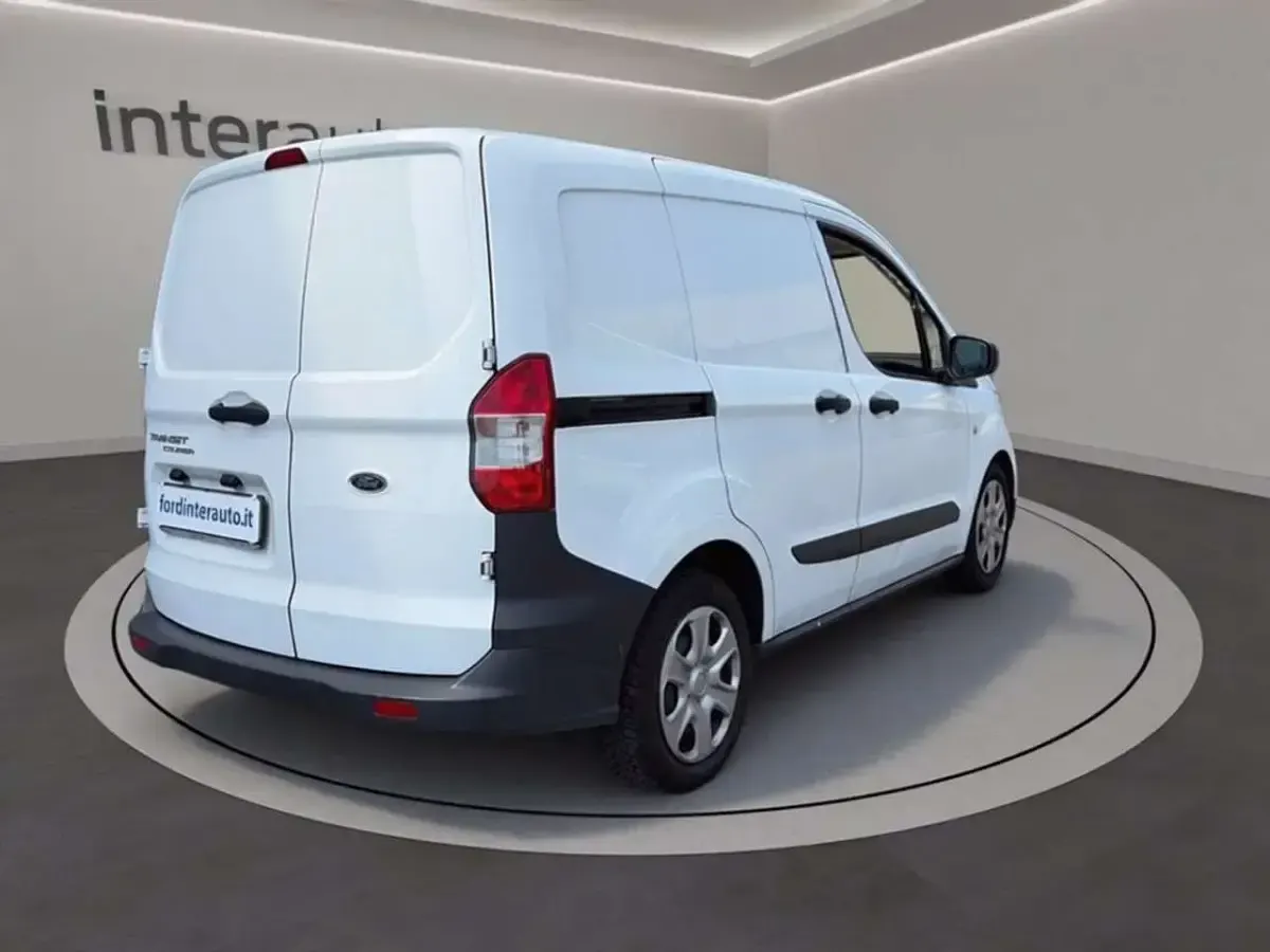 Usata Ford Courier Trend 75 CV (55 kW) 2022 Bianco Monovolume