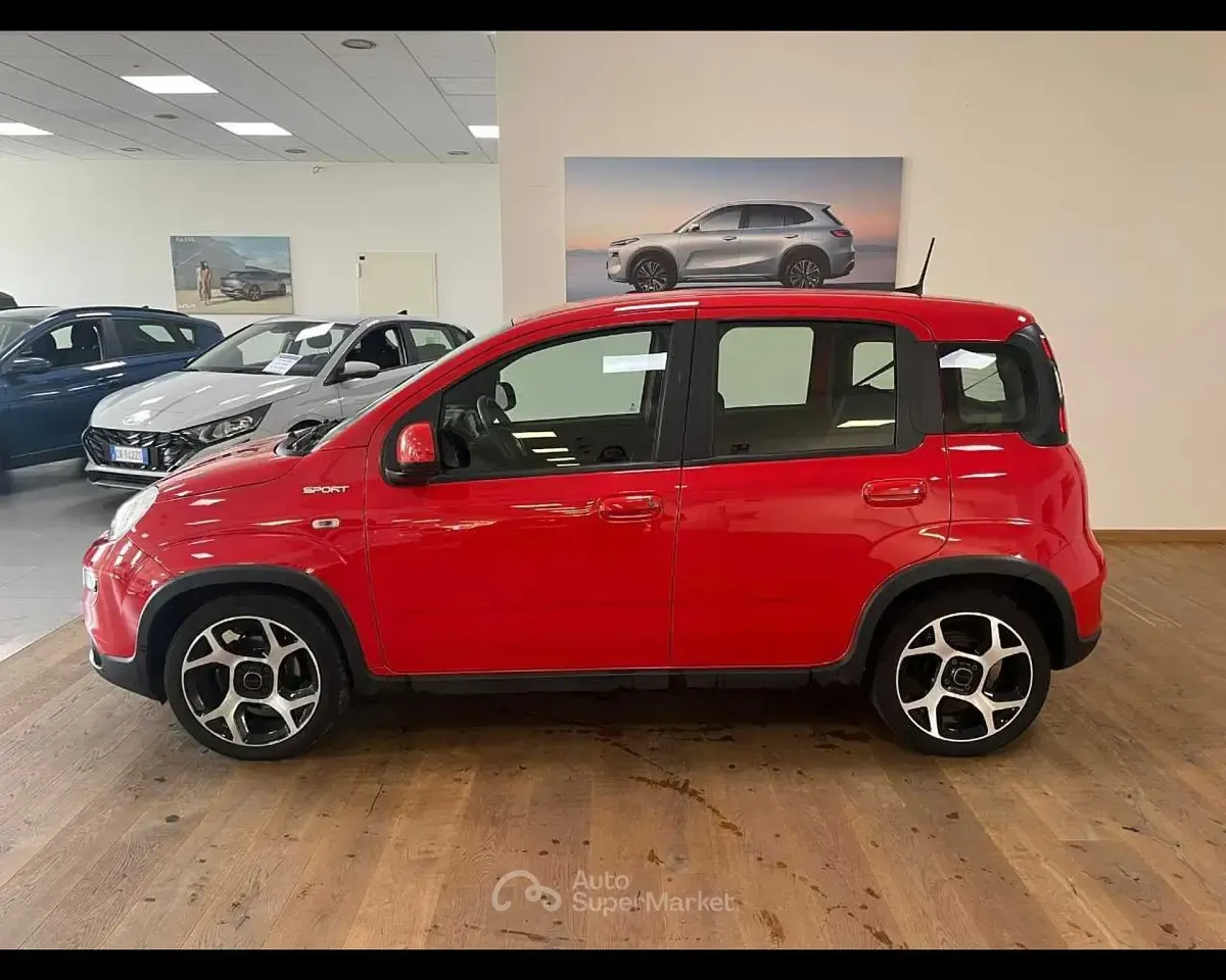 Usata Fiat Panda Sport 69 CV (50 kW) 2022 Rosso Utilitaria