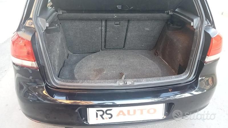 Usata VW Golf VI Comfortline 105 CV (77 kW) 2011 Nero Utilitaria