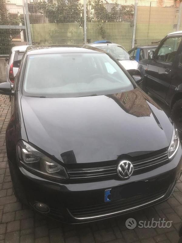 Usata VW Golf VI 140 CV (102 kW) 2010 Nero Utilitaria