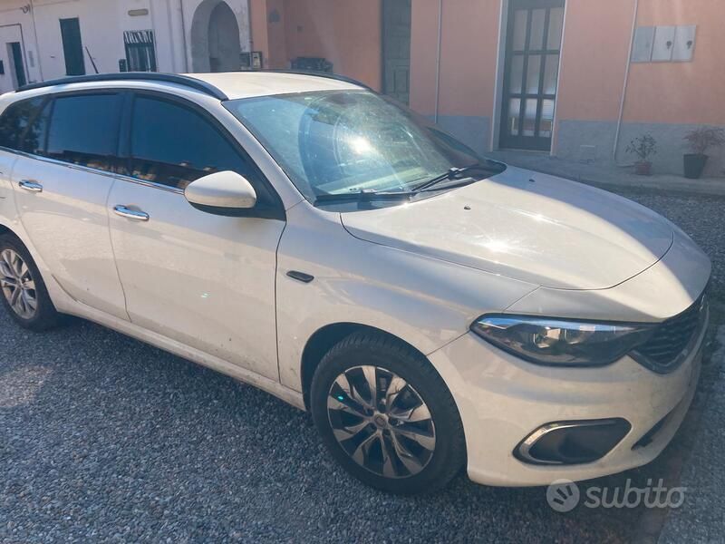 Usata Fiat Tipo 75 CV (55 kW) 2018 Bianco Station wagon