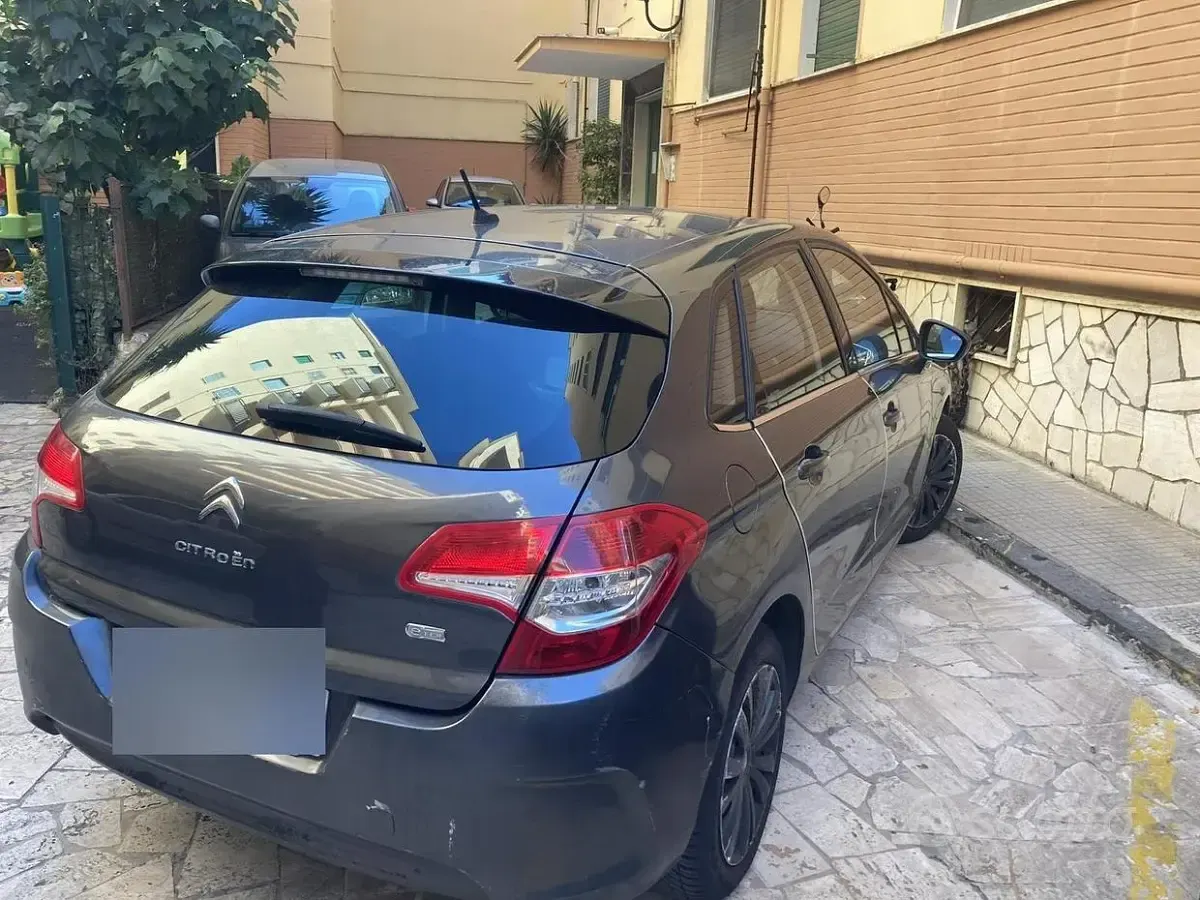 Usata Citroën C4 112 CV (82 kW) 2012 Grigio Berlina