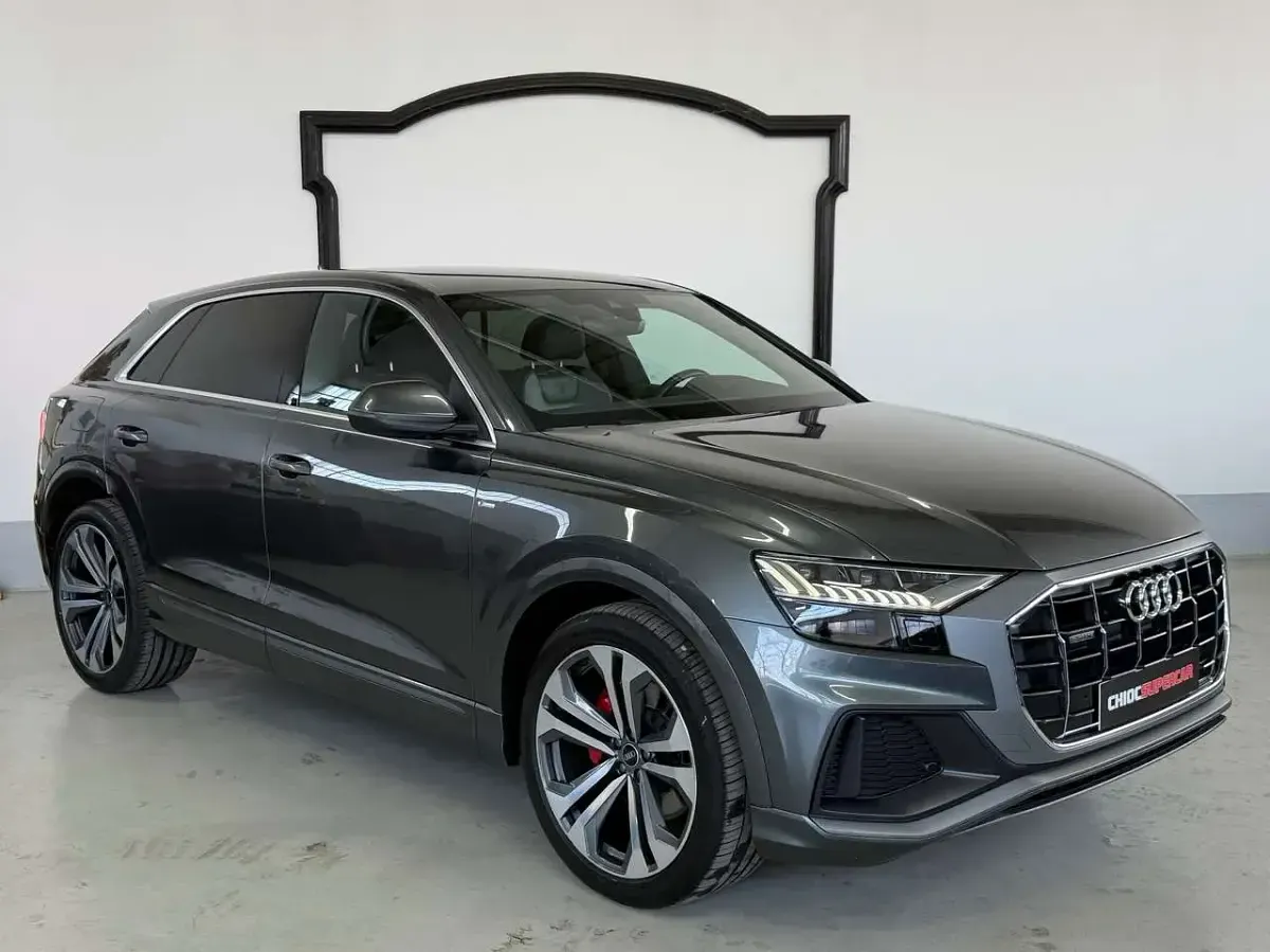 Usata Audi Q8 S-Line 286 CV (210 kW) 2022 Grigio daytona SUV