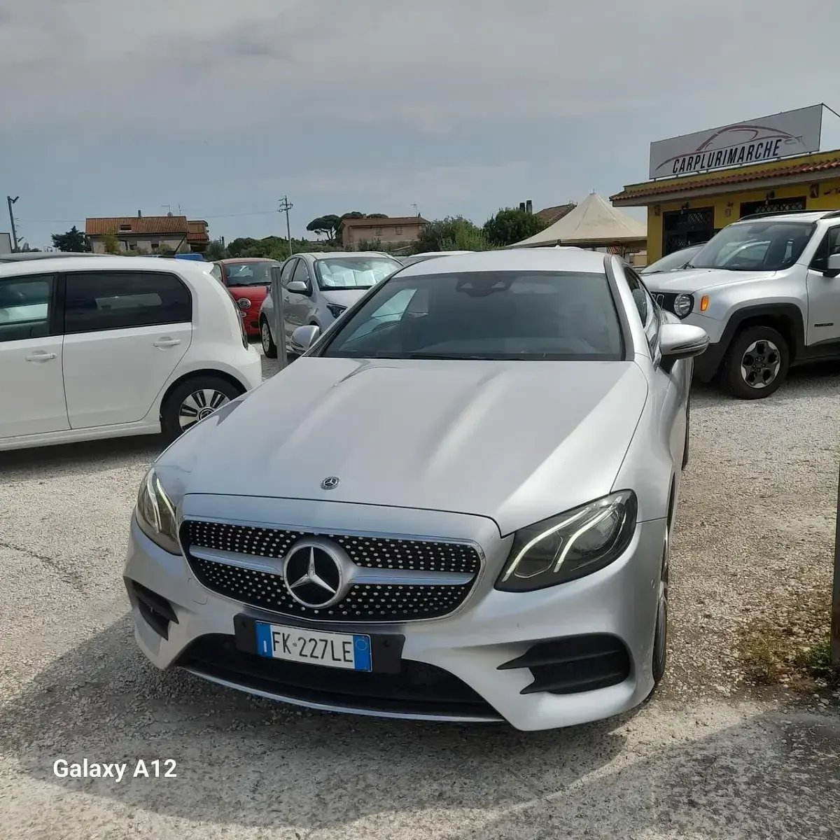 Usata Mercedes E220 Premium Plus 194 CV (142 kW) 2018 Argento Coupé