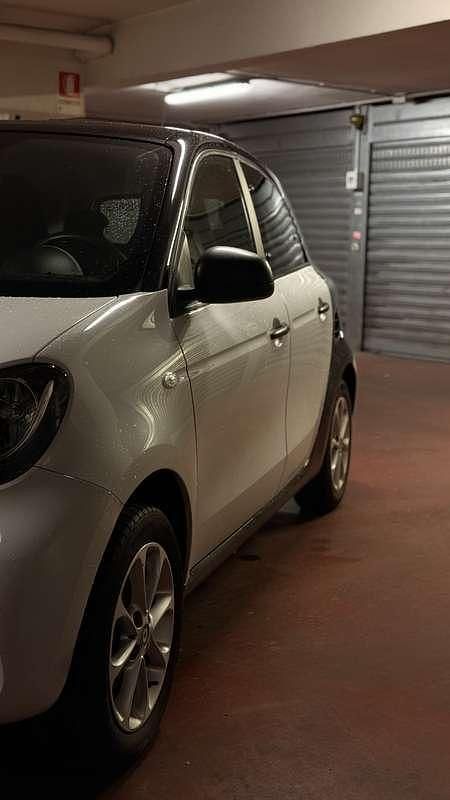 Usata Smart ForFour 71 CV (52 kW) 2018 Utilitaria