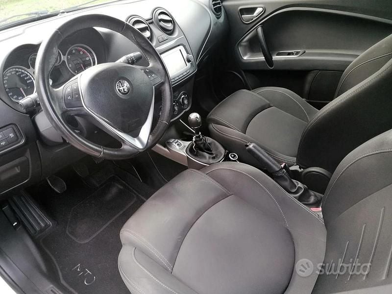 Usata Alfa Romeo MiTo 95 CV (69 kW) 2016 Bianco Utilitaria