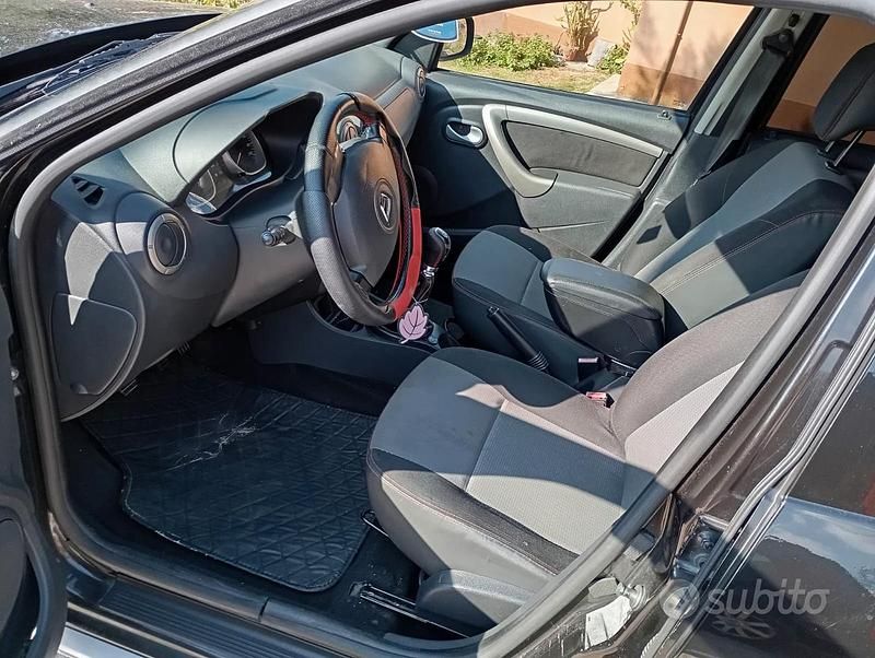 Usata Dacia Duster 105 CV (77 kW) 2013 Nero SUV