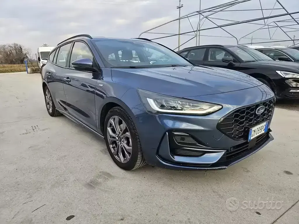 Usata Ford Focus ST-Line 125 CV (91 kW) 2023 Blu Station wagon