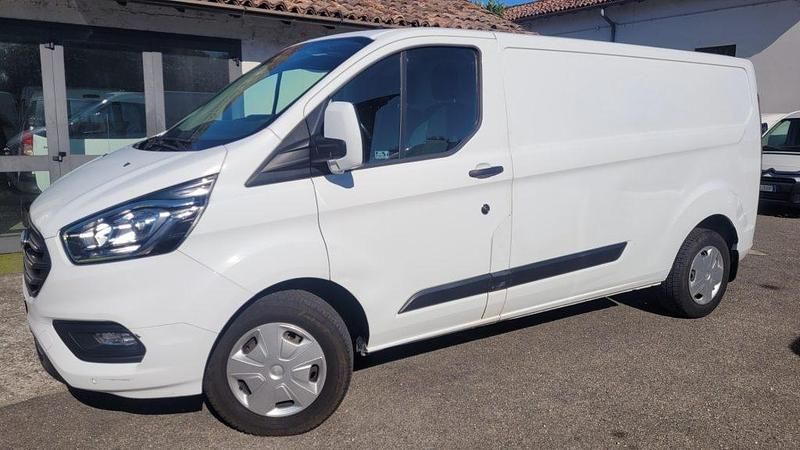 Usata Ford Transit Custom Trend 131 CV (96 kW) 2021 Bianco / pastello Berlina