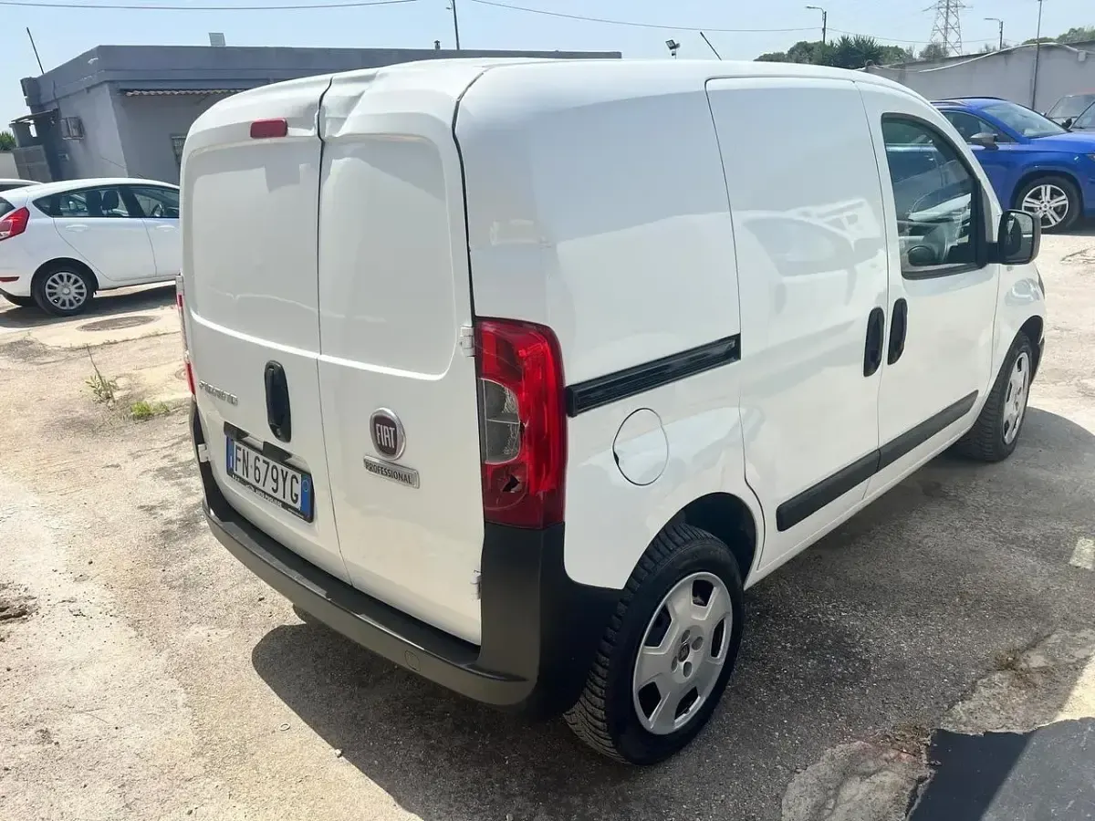 Usata Fiat Fiorino 95 CV (69 kW) 2018 Bianco Monovolume
