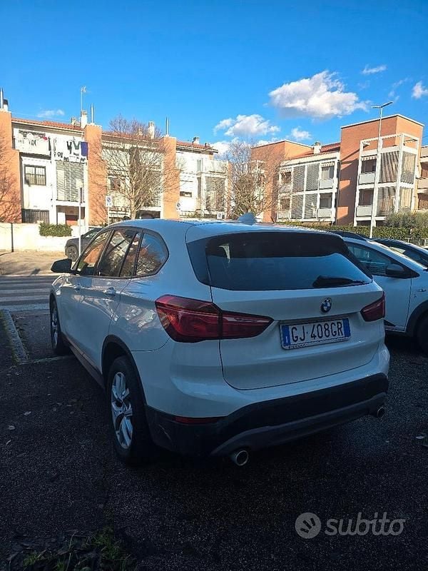 Usata BMW X1 Advantage 150 CV (110 kW) 2019 Bianco SUV